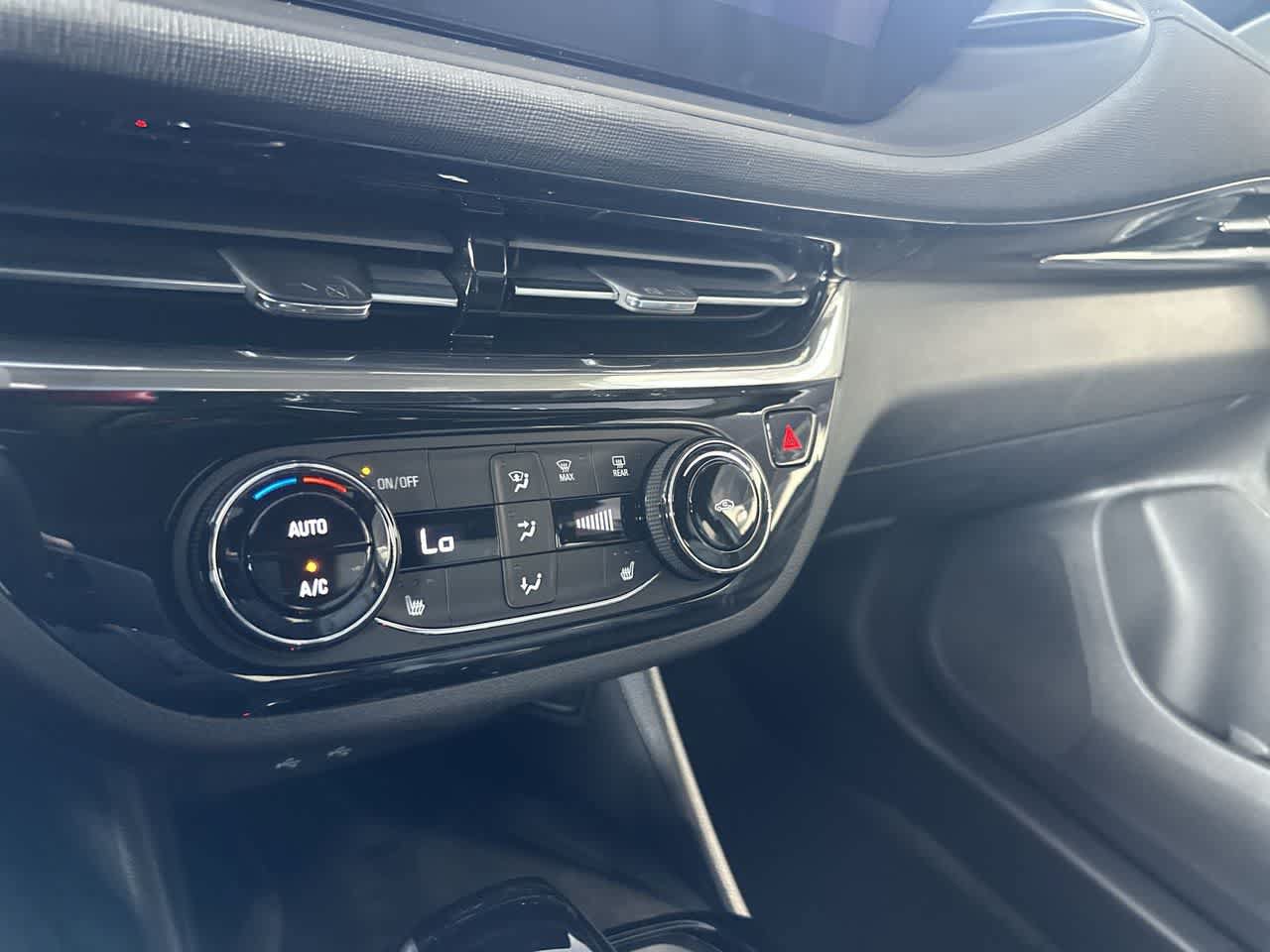 New 2026 Buick Envista Sport Touring w/ Convenience I Package FWD image 20