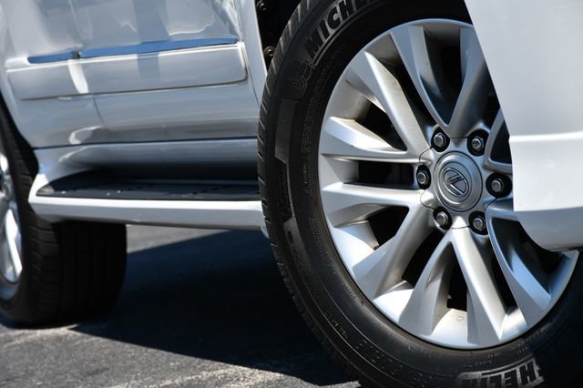 Used 2018 Lexus GX 460 Premium w/ Premium Package AWD/4WD image 14
