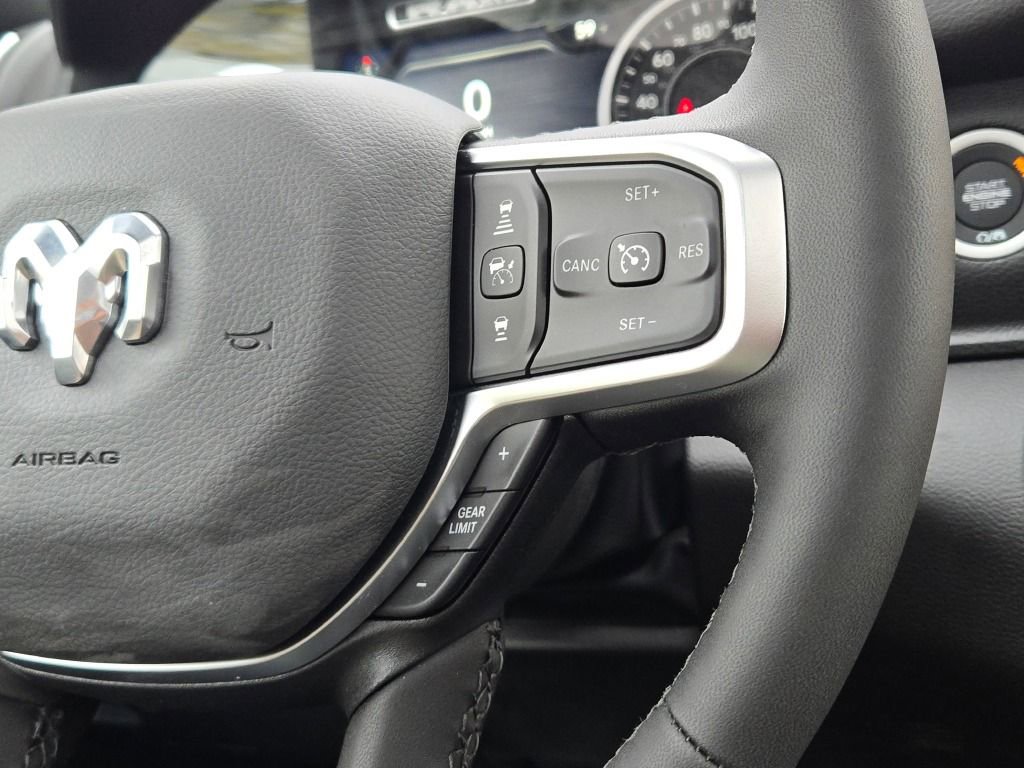 New 2026 RAM 1500 Big Horn AWD/4WD image 35