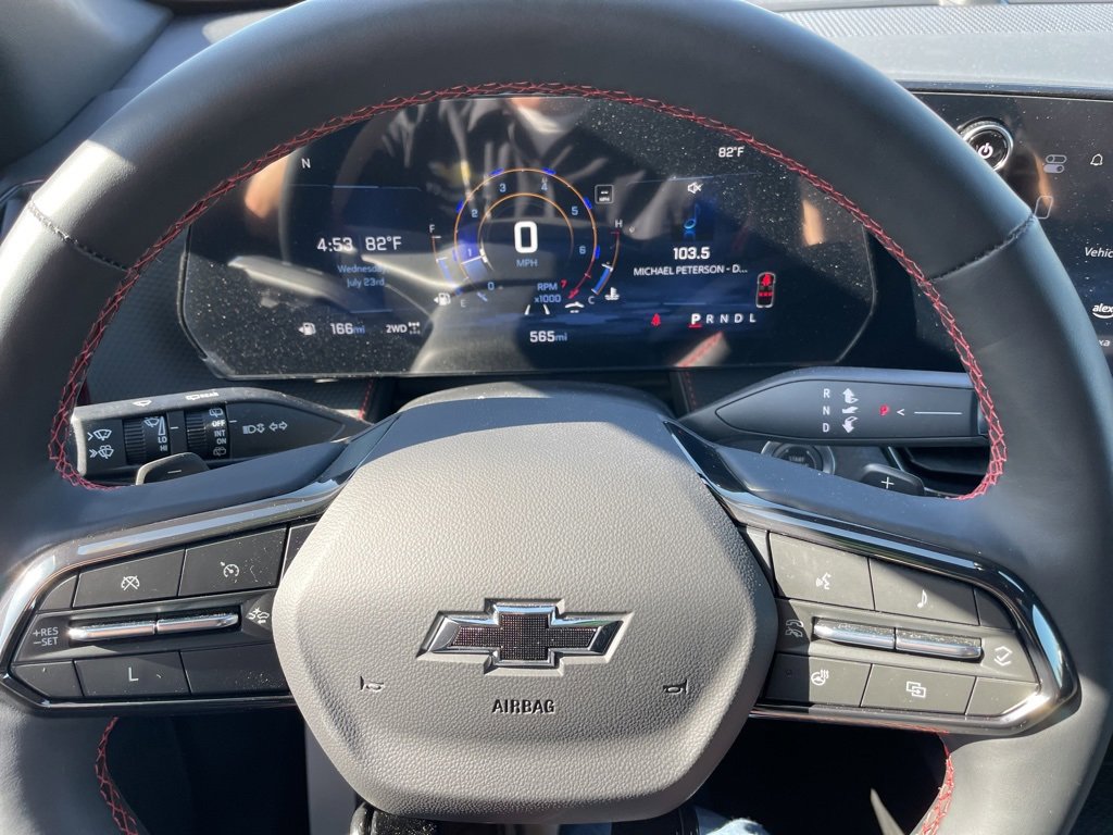 Used 2025 Chevrolet Equinox RS w/ Convenience Package III image 6