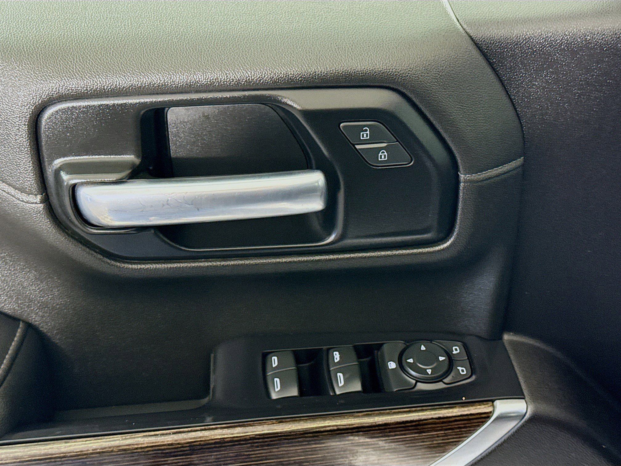 Used 2020 GMC Sierra 1500 Elevation w/ Elevation Value Package image 24