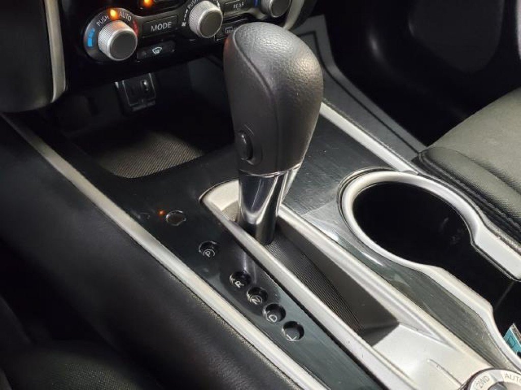 Used 2019 Nissan Pathfinder S AWD/4WD image 26