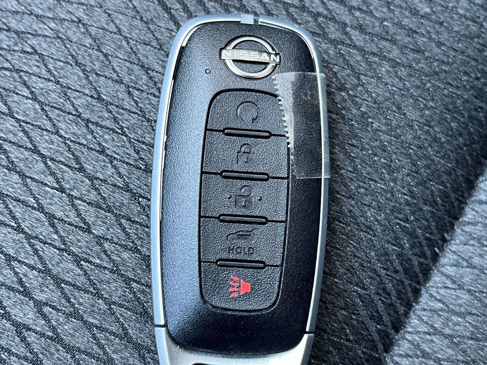 Used 2025 Nissan Rogue SV AWD/4WD image 28