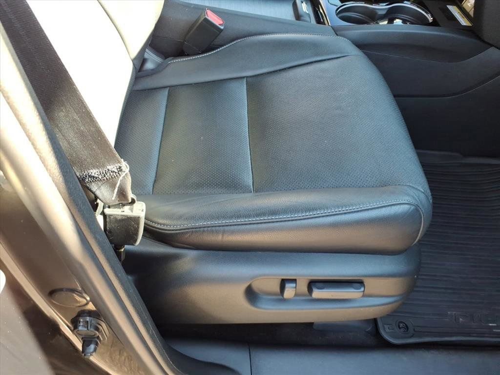 Used 2021 Honda Pilot Elite image 14