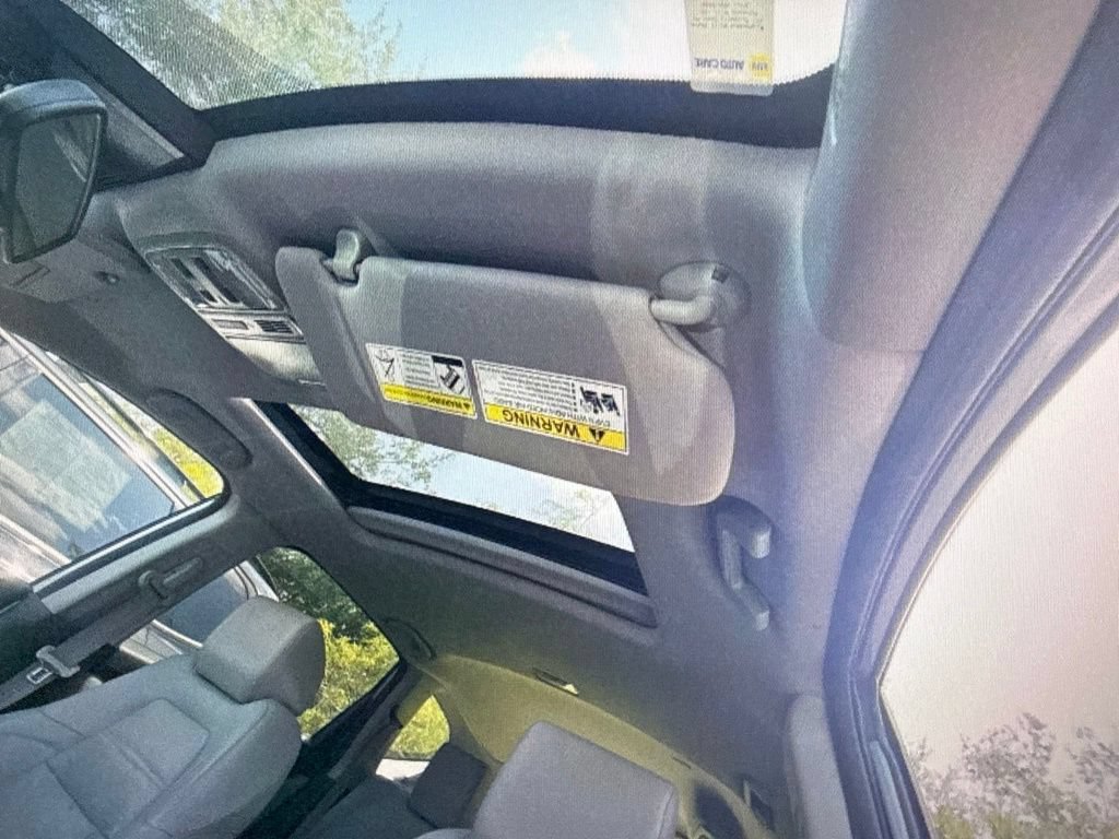 Used 2019 Honda CR-V Touring image 6