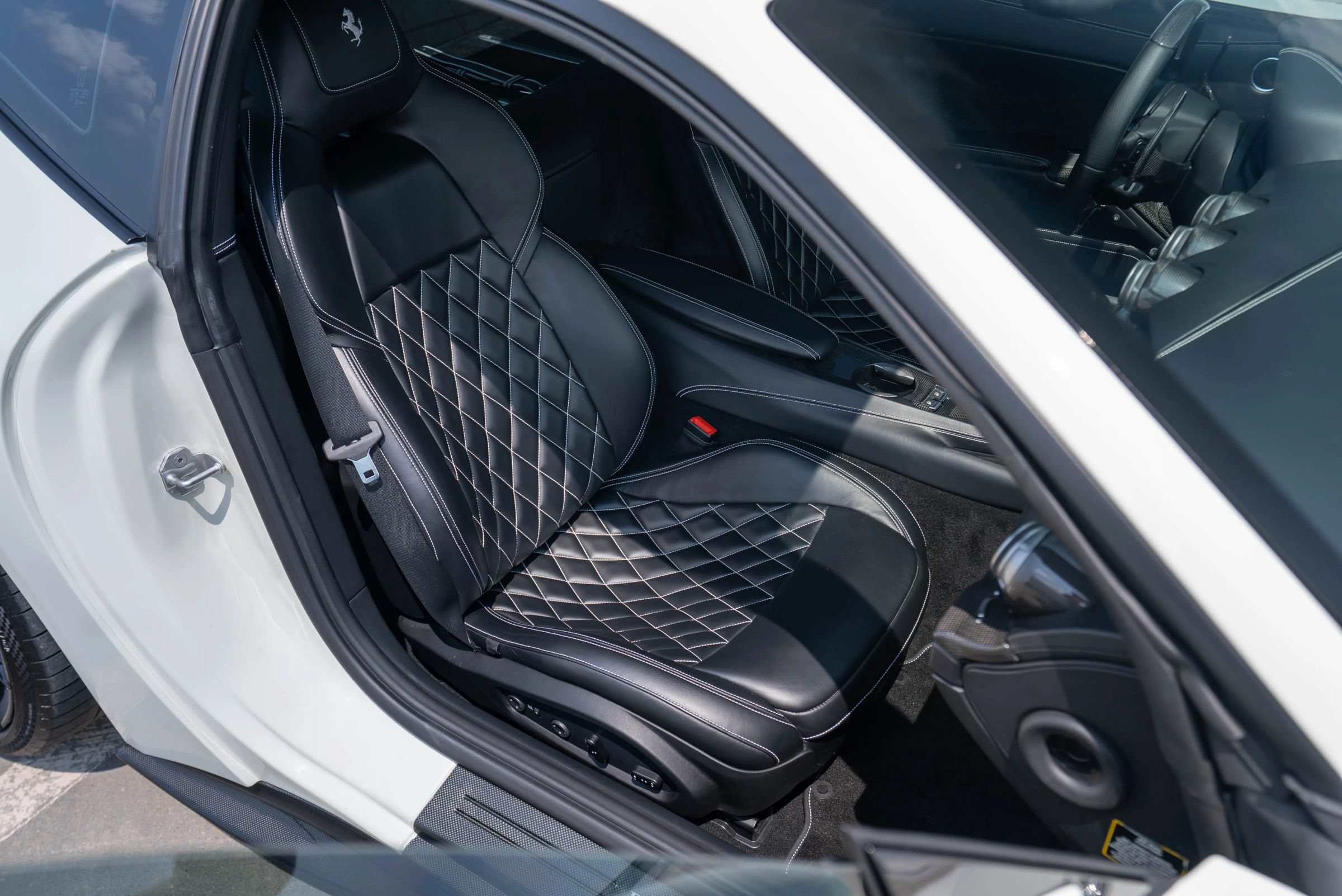 Used 2015 Ferrari F12 Berlinetta RWD image 63