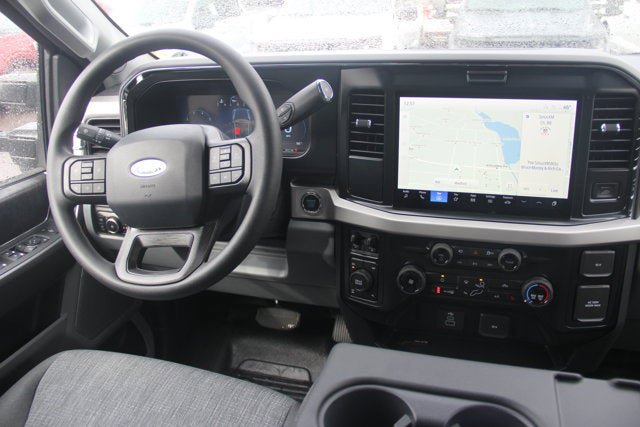 New 2026 Ford F350 XLT w/ XLT Premium Package AWD/4WD image 15