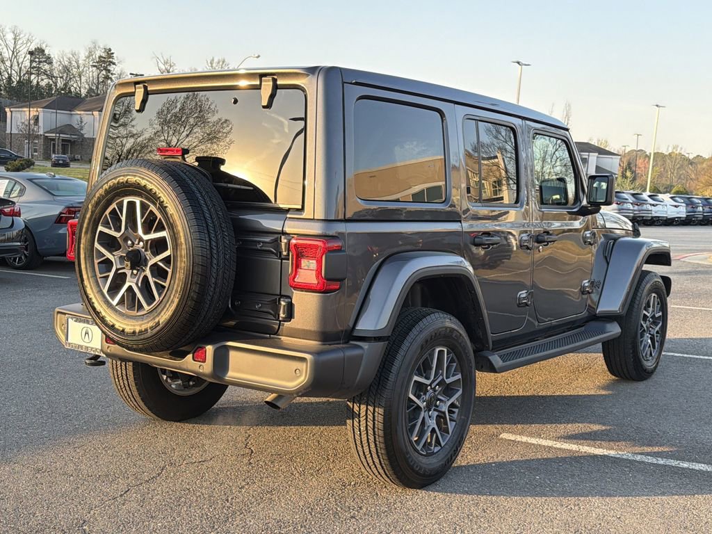 Used 2026 Jeep Wrangler Sahara image 3