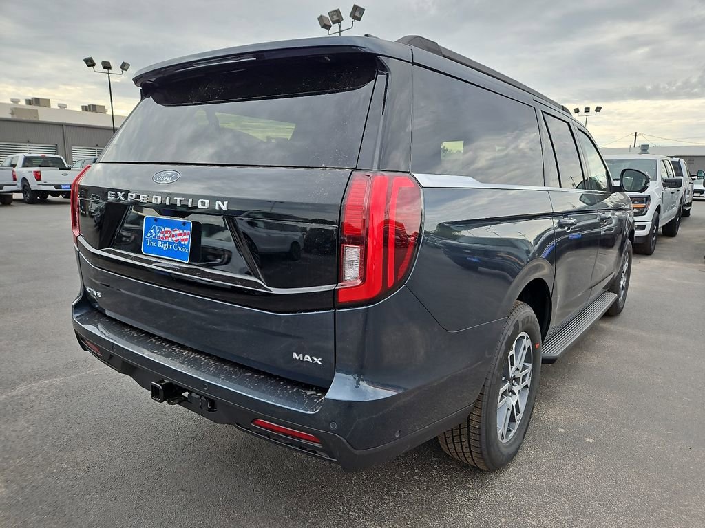 New 2025 Ford Expedition Max Active image 11