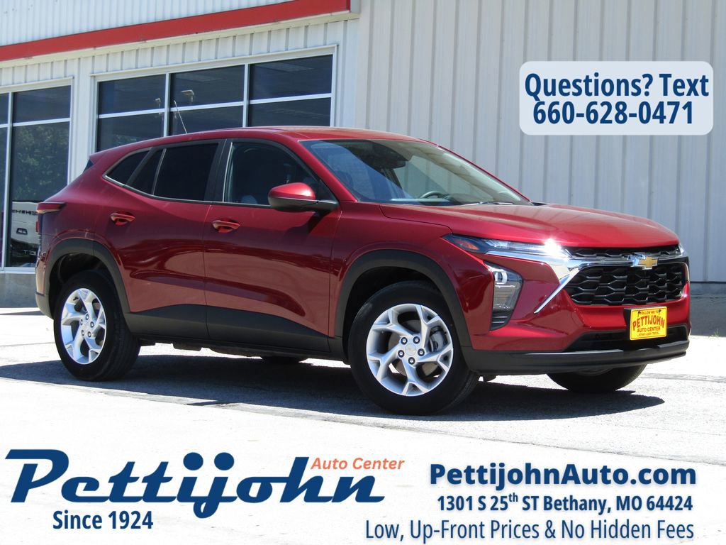 Used 2024 Chevrolet Trax LS w/ LS Convenience Package FWD image 1
