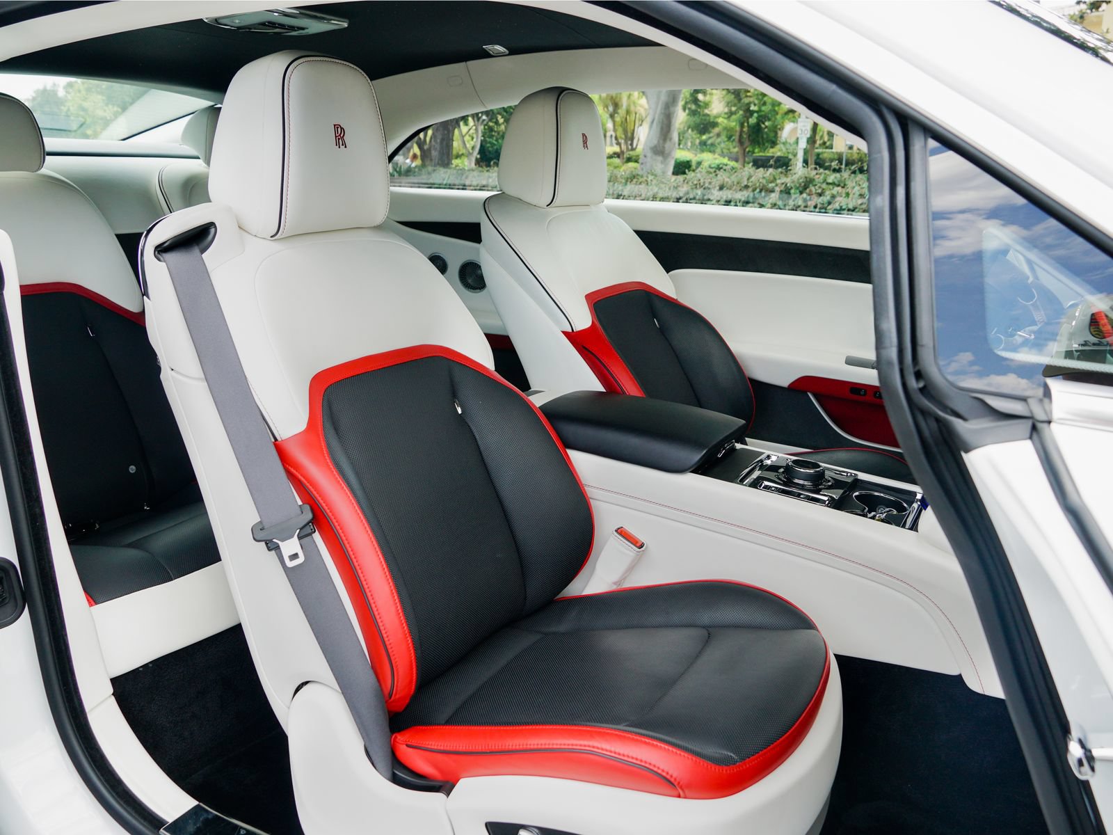 Certified 2024 Rolls-Royce Spectre w/ Spectre Launch Package AWD/4WD image 29