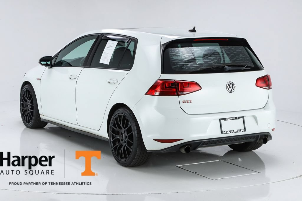 Used 2017 Volkswagen GTI SE FWD image 7