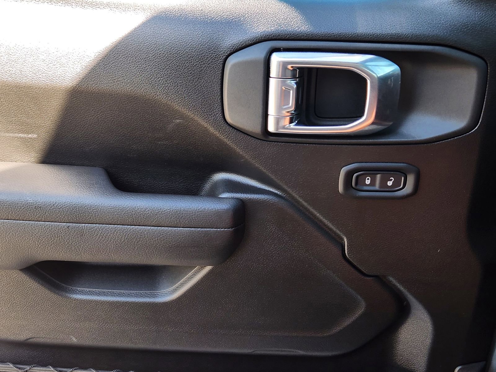 New 2026 Jeep Wrangler Sport image 21