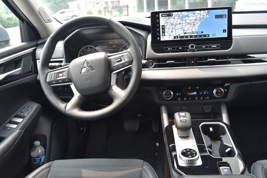 New 2026 Mitsubishi Outlander SE AWD/4WD image 13