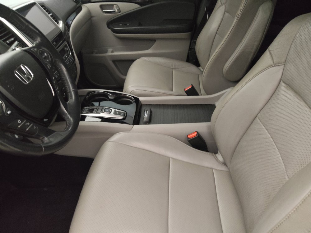 Used 2017 Honda Pilot Elite image 17