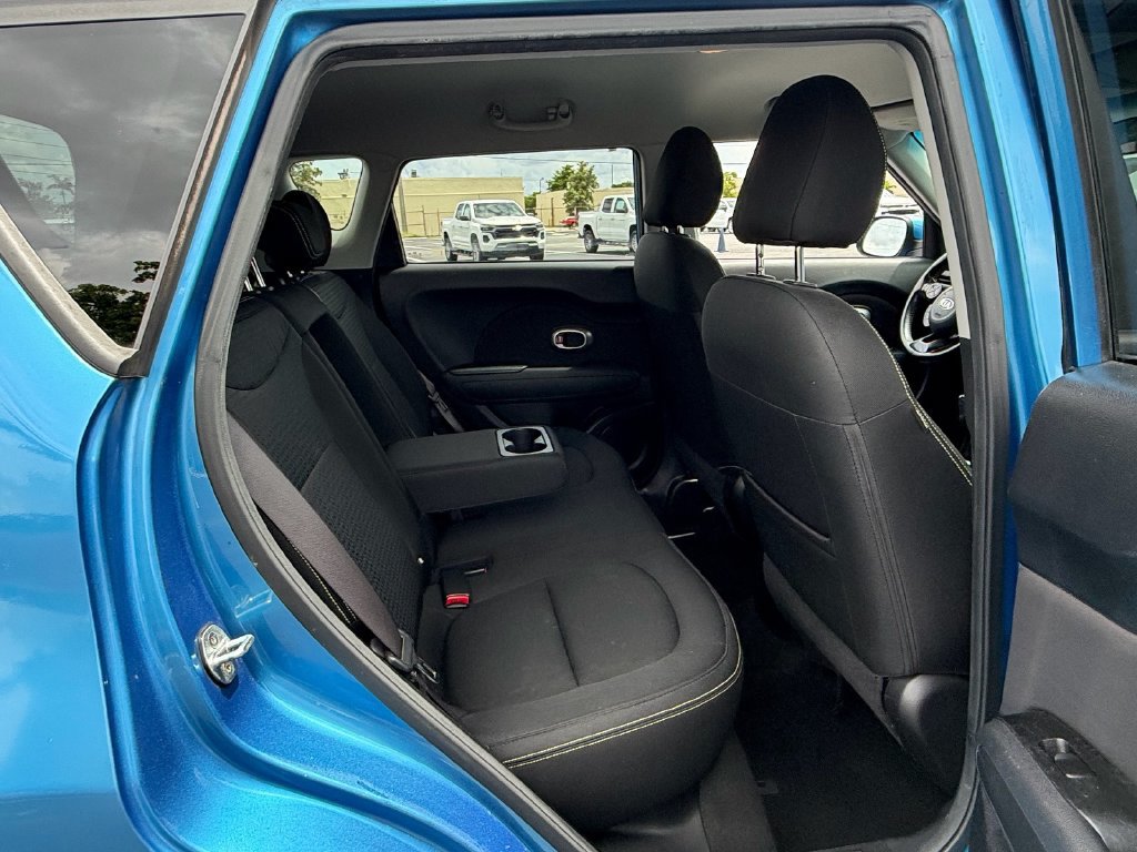 Used 2016 Kia Soul + w/ Designer's Package FWD image 15
