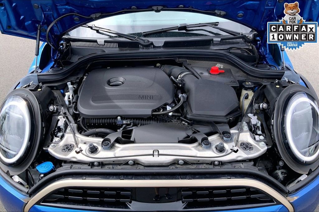 Certified 2025 MINI Cooper 4-Door Hardtop image 10