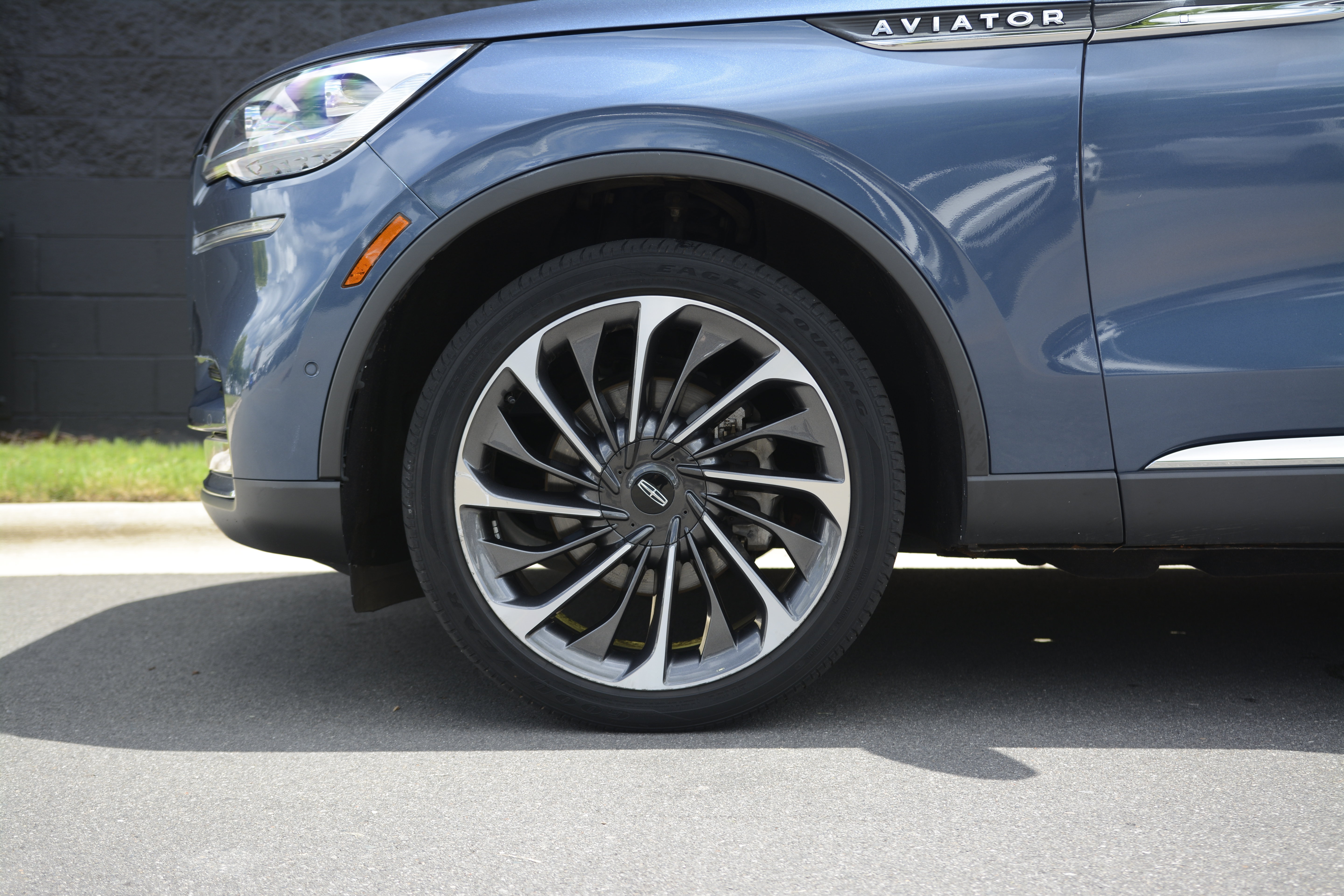 Used 2020 Lincoln Aviator Reserve w/ Equipment Group 202A AWD/4WD image 35