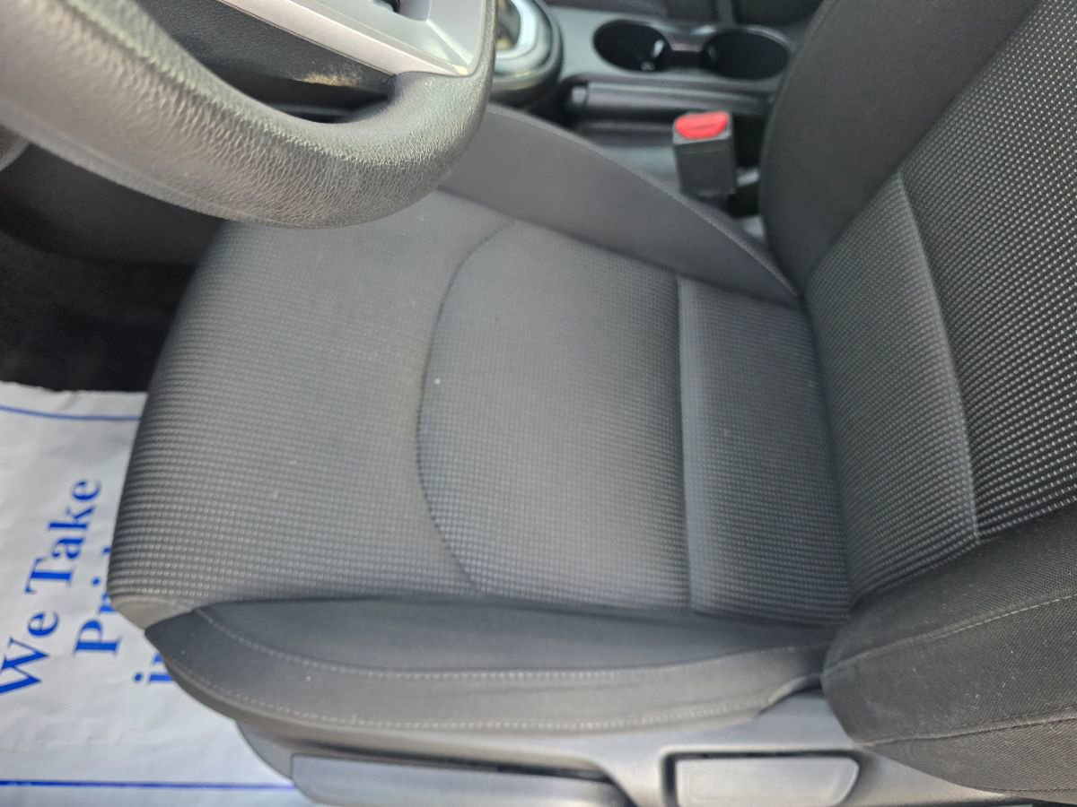 Used 2021 Kia Forte LXS image 18