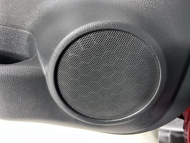 Used 2020 Nissan Rogue SV FWD image 23