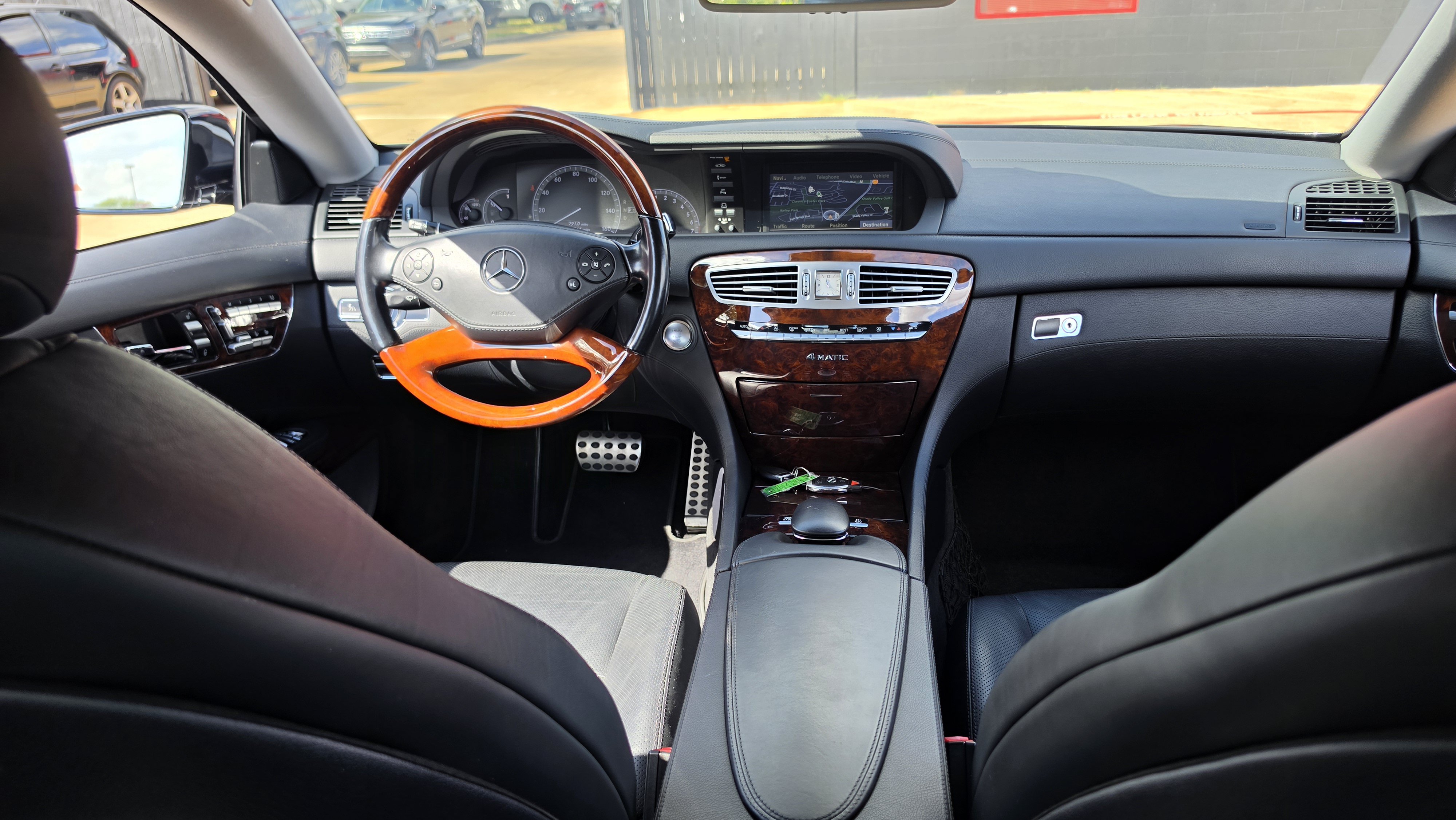 Used 2012 Mercedes-Benz CL 550 4MATIC w/ Sport Pkg image 32
