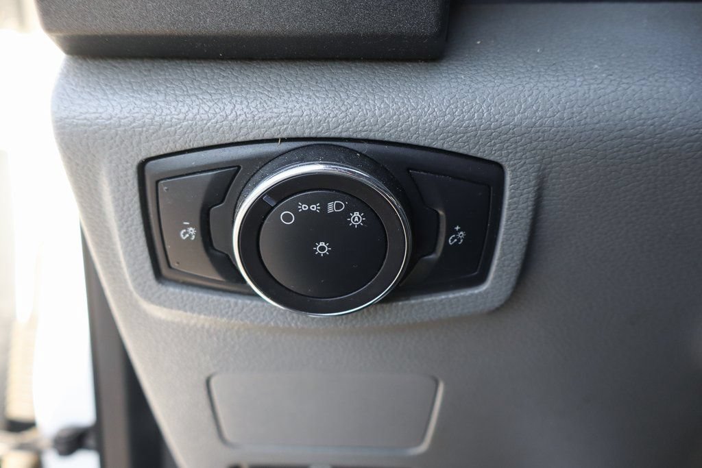 Used 2018 Ford F350 XL w/ Power Equipment Group RWD image 21