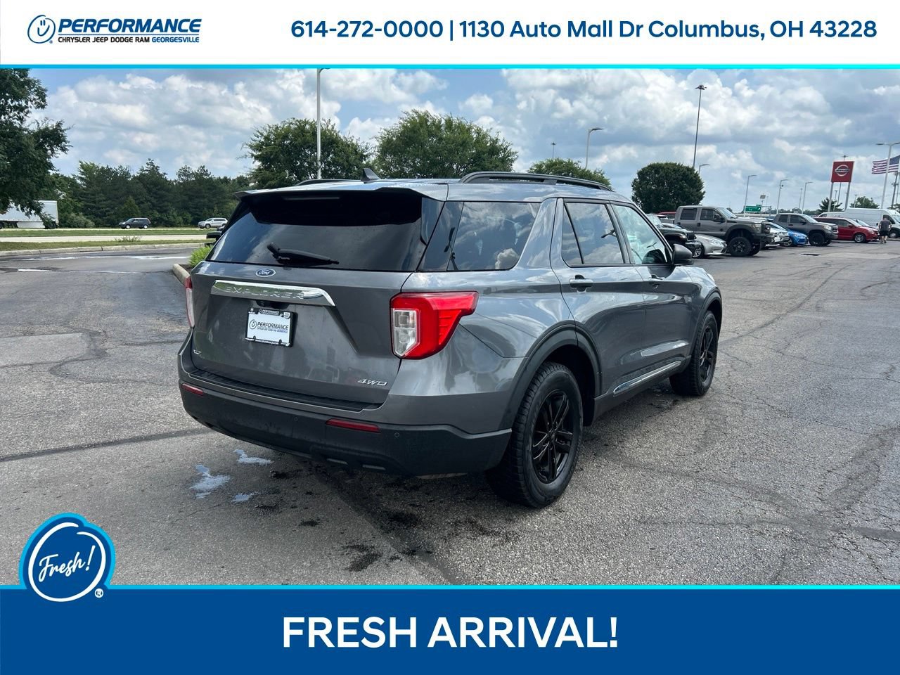 Used 2022 Ford Explorer XLT AWD/4WD image 4