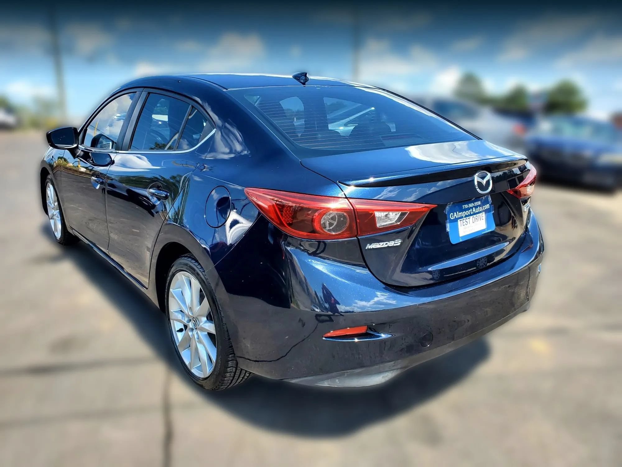 Used 2017 MAZDA MAZDA3 Grand Touring w/ Premium Equipment Package FWD image 10