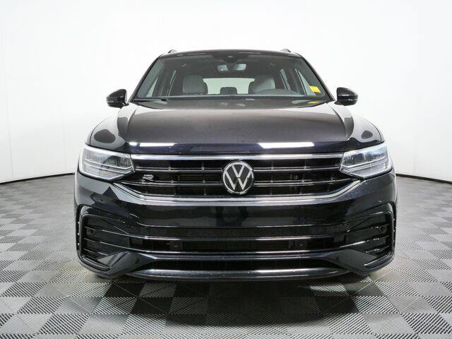 Used 2024 Volkswagen Tiguan SE R-Line FWD image 26