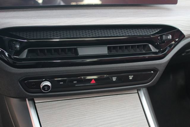 New 2026 BMW i4 xDrive40i w/ Premium Package image 15