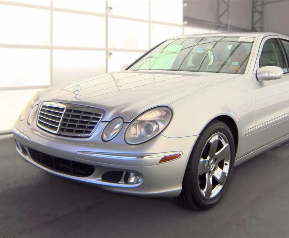 Used 2005 Mercedes-Benz E 320 Sedan w/ Sunroof Pkg image 1