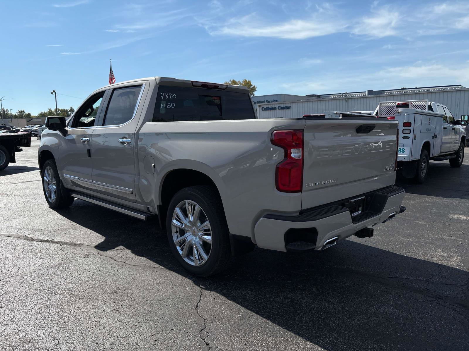 New 2026 Chevrolet Silverado 1500 High Country image 3