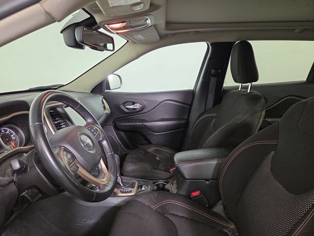 Used 2016 Jeep Cherokee 75th Anniversary AWD/4WD image 13
