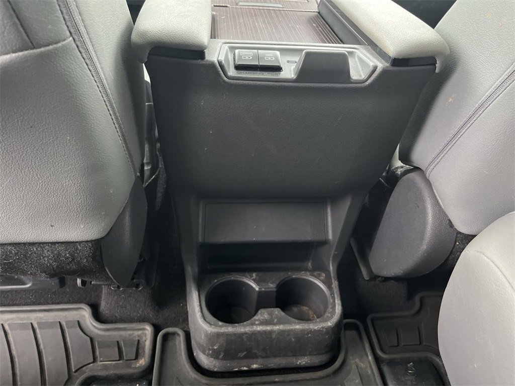 Used 2021 Toyota Sienna XLE image 21