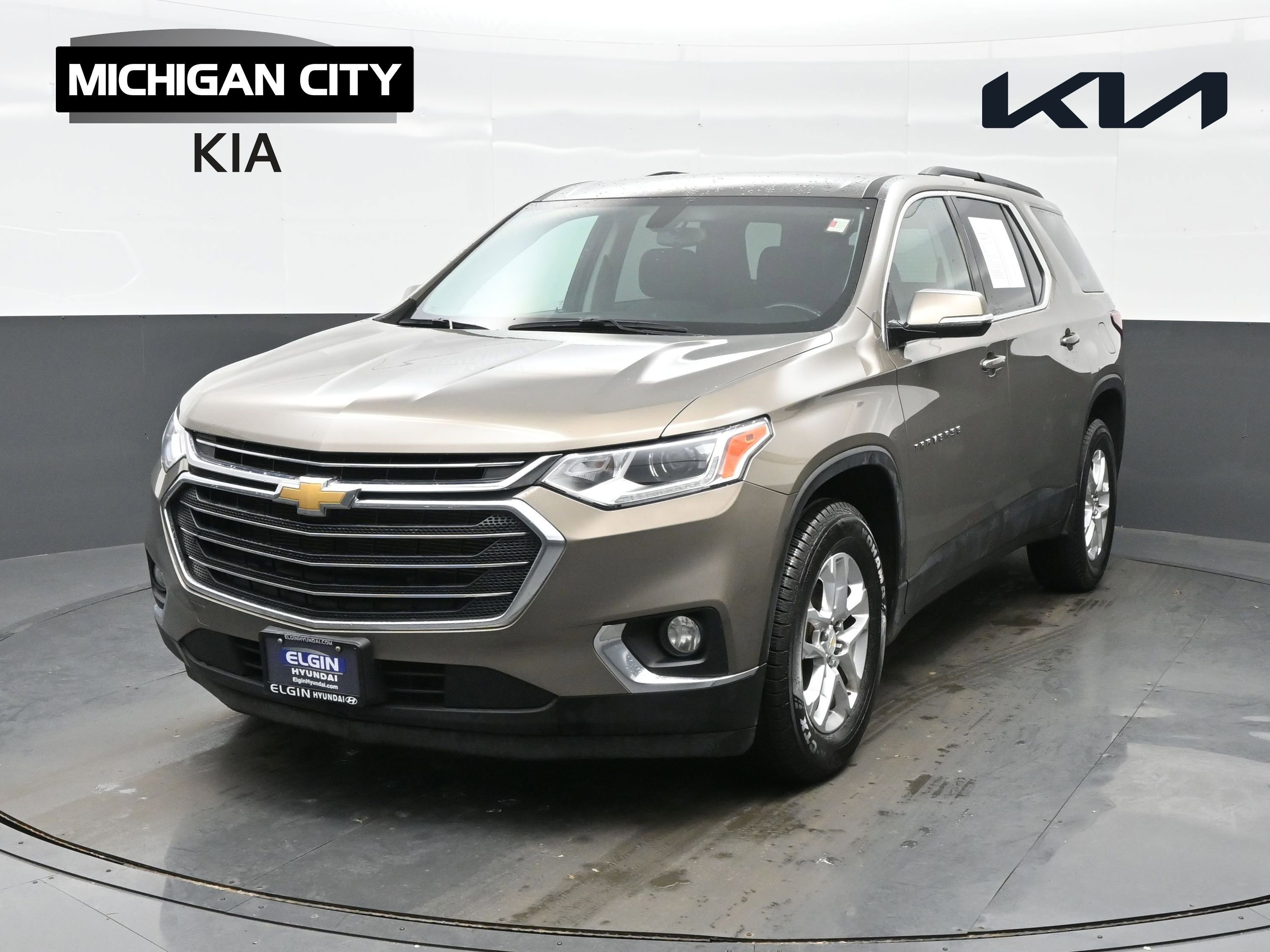 Used 2020 Chevrolet Traverse LT image 1