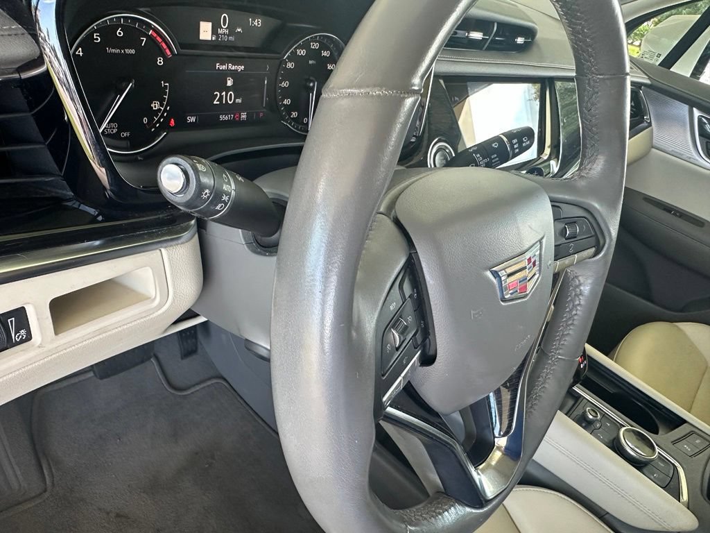 Used 2021 Cadillac XT6 Premium Luxury AWD/4WD image 18