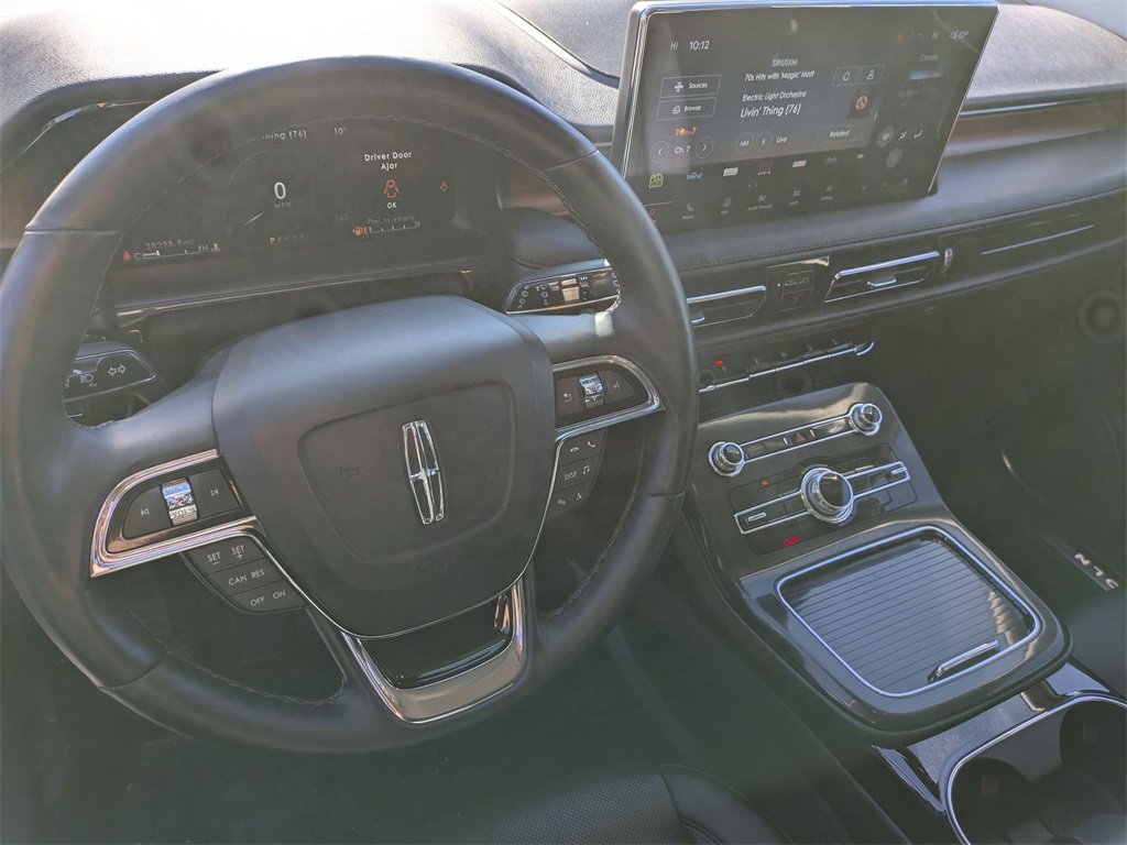 Used 2022 Lincoln Nautilus Reserve image 15