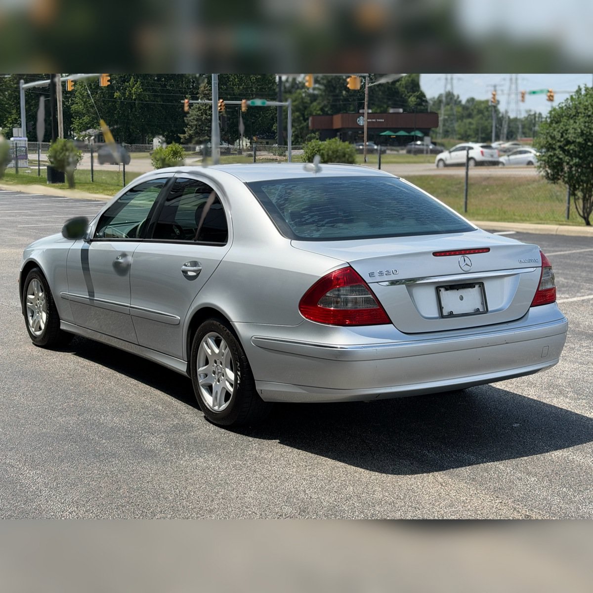 Used 2007 Mercedes-Benz E 320 BlueTEC Sedan image 3