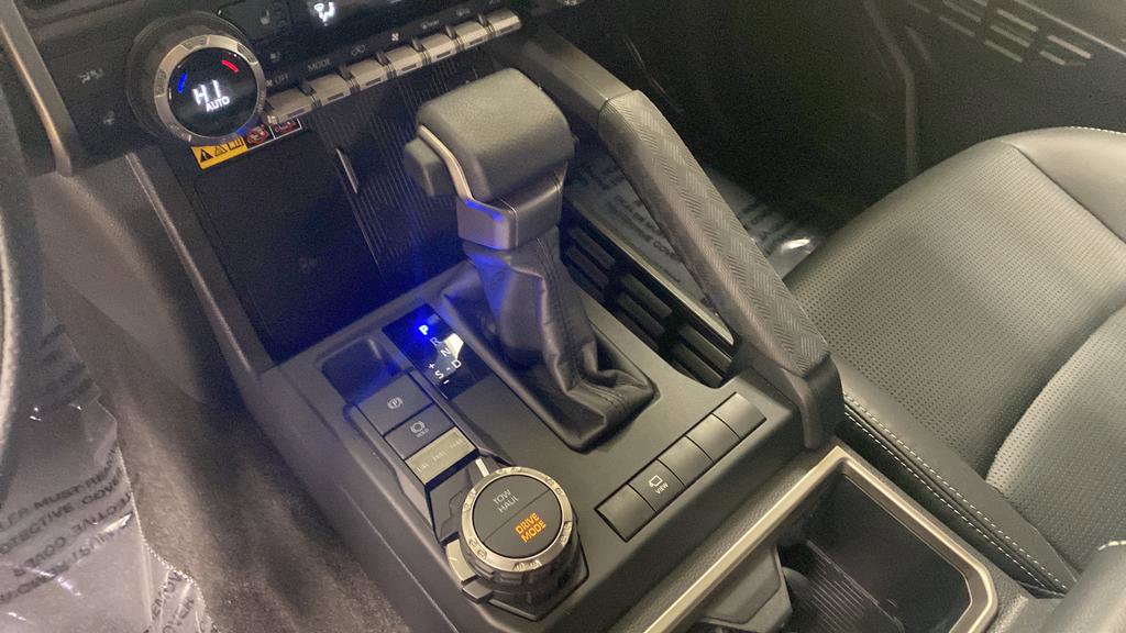 Used 2025 Toyota 4Runner Limited image 16