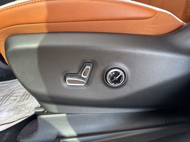 New 2026 Chrysler Pacifica Pinnacle FWD image 11
