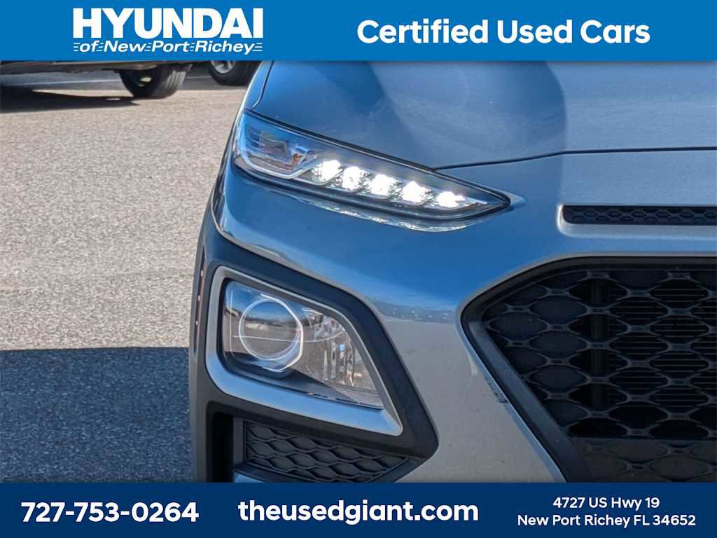 Used 2021 Hyundai Kona SE image 9