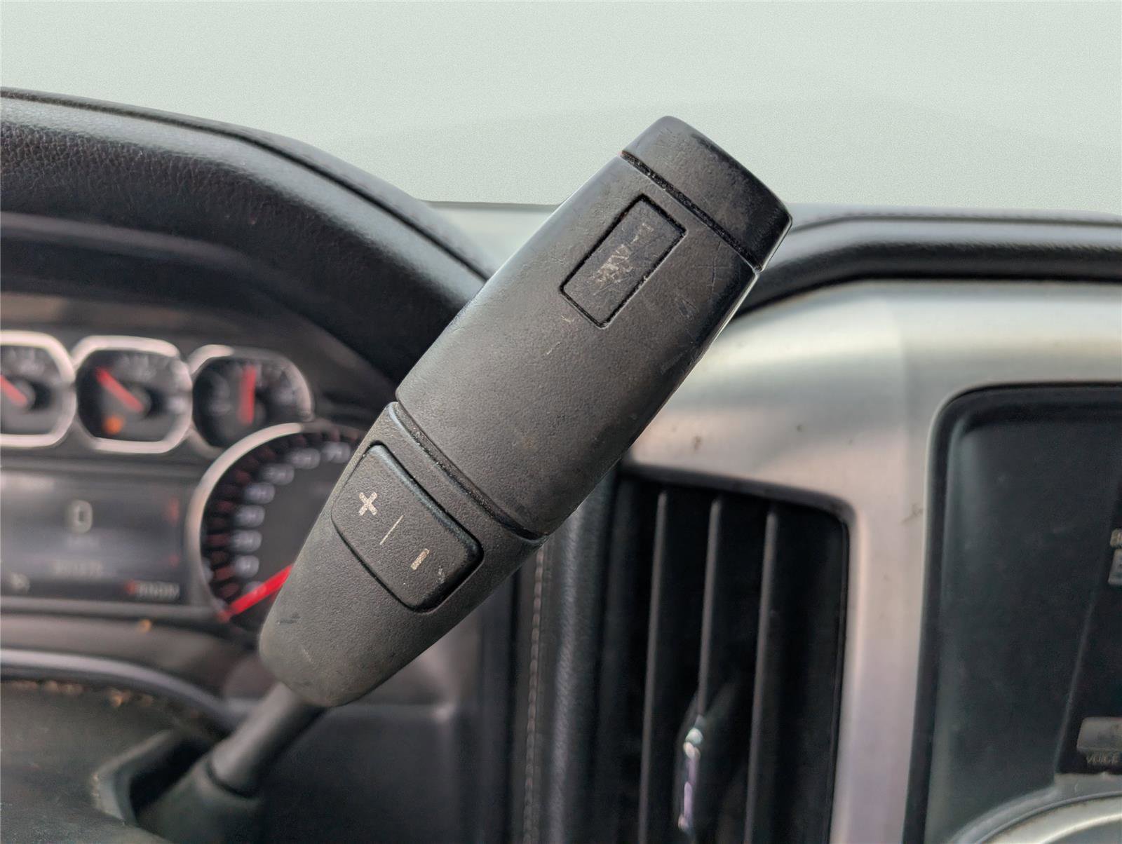 Used 2014 GMC Sierra 1500 SLE w/ SLE Value Package image 21