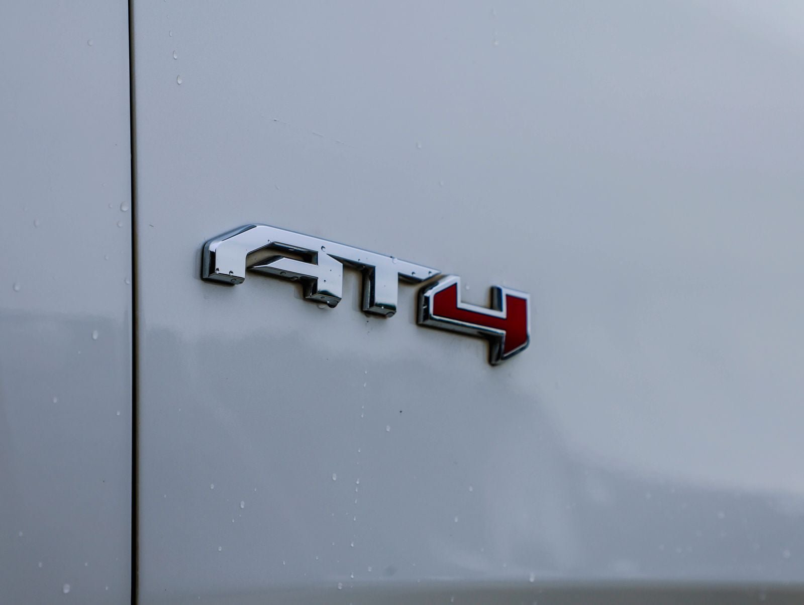 Used 2022 GMC Yukon AT4 AWD/4WD image 4