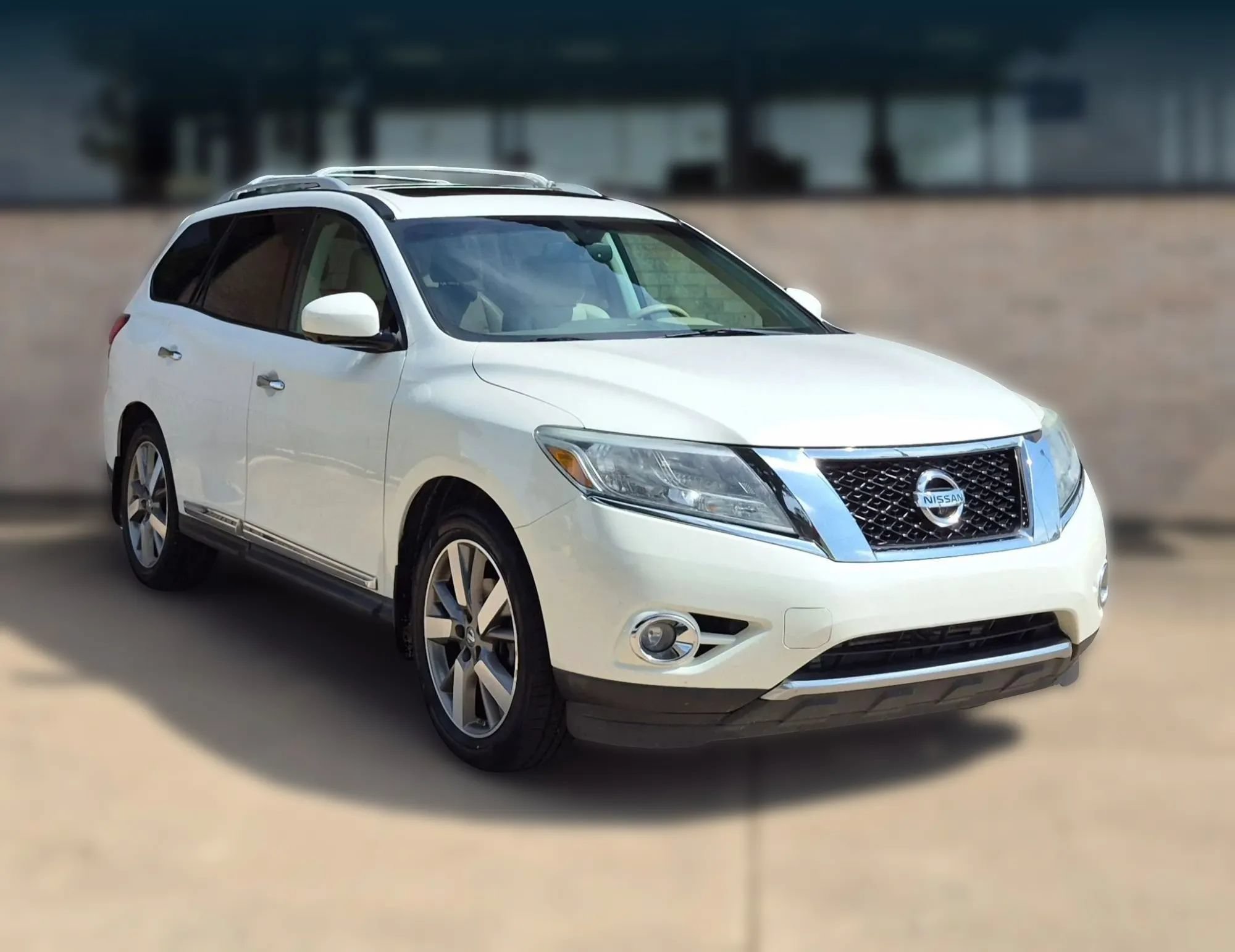 Used 2014 Nissan Pathfinder Platinum w/ Platinum Premium Package FWD image 11