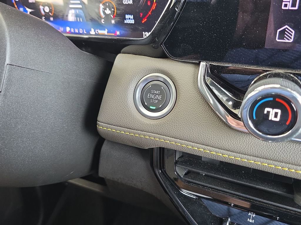 Used 2024 Chevrolet Colorado ZR2 w/ ZR2 Bison Edition image 17