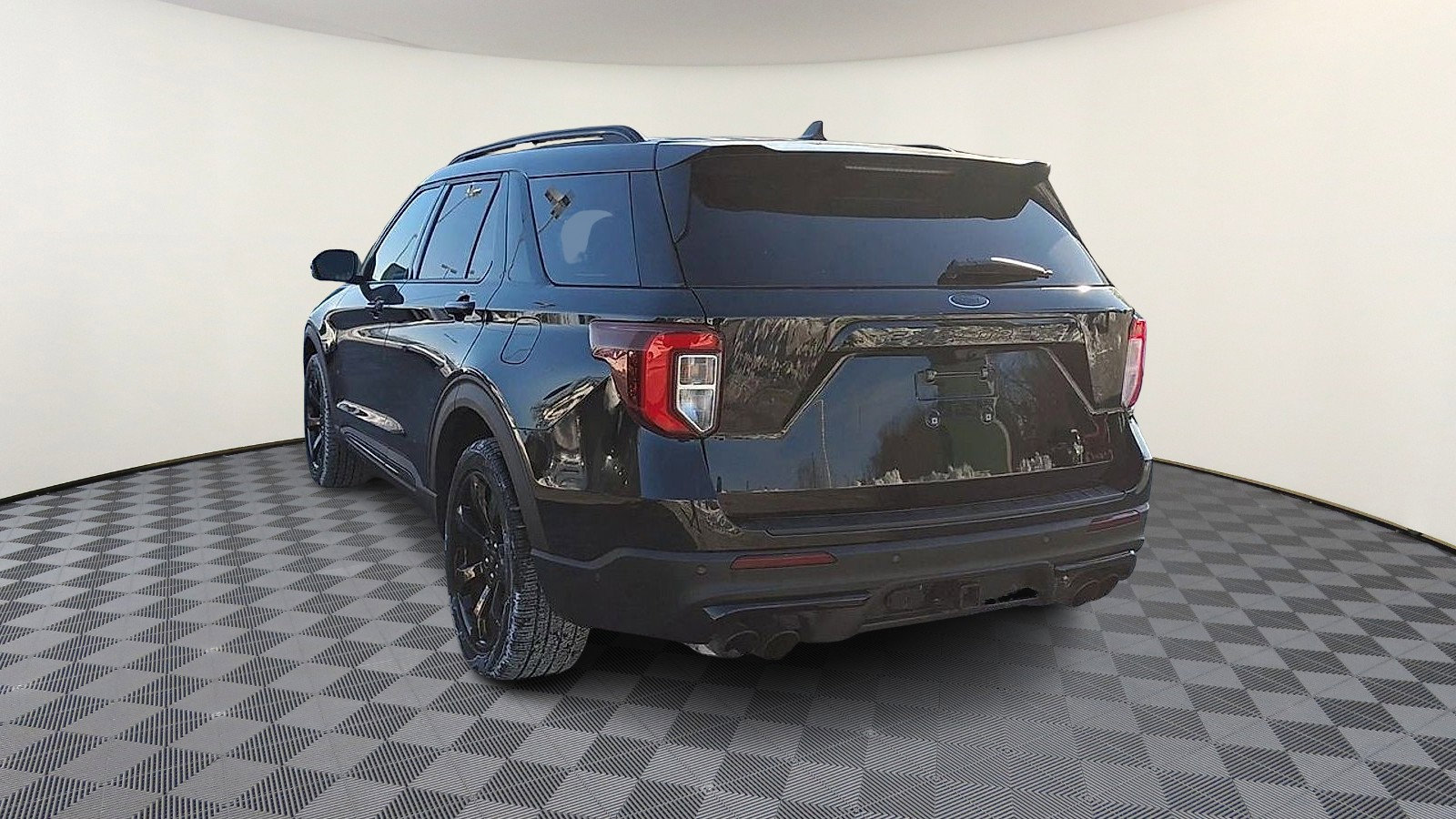 Used 2021 Ford Explorer ST w/ Equipment Group 401A image 6