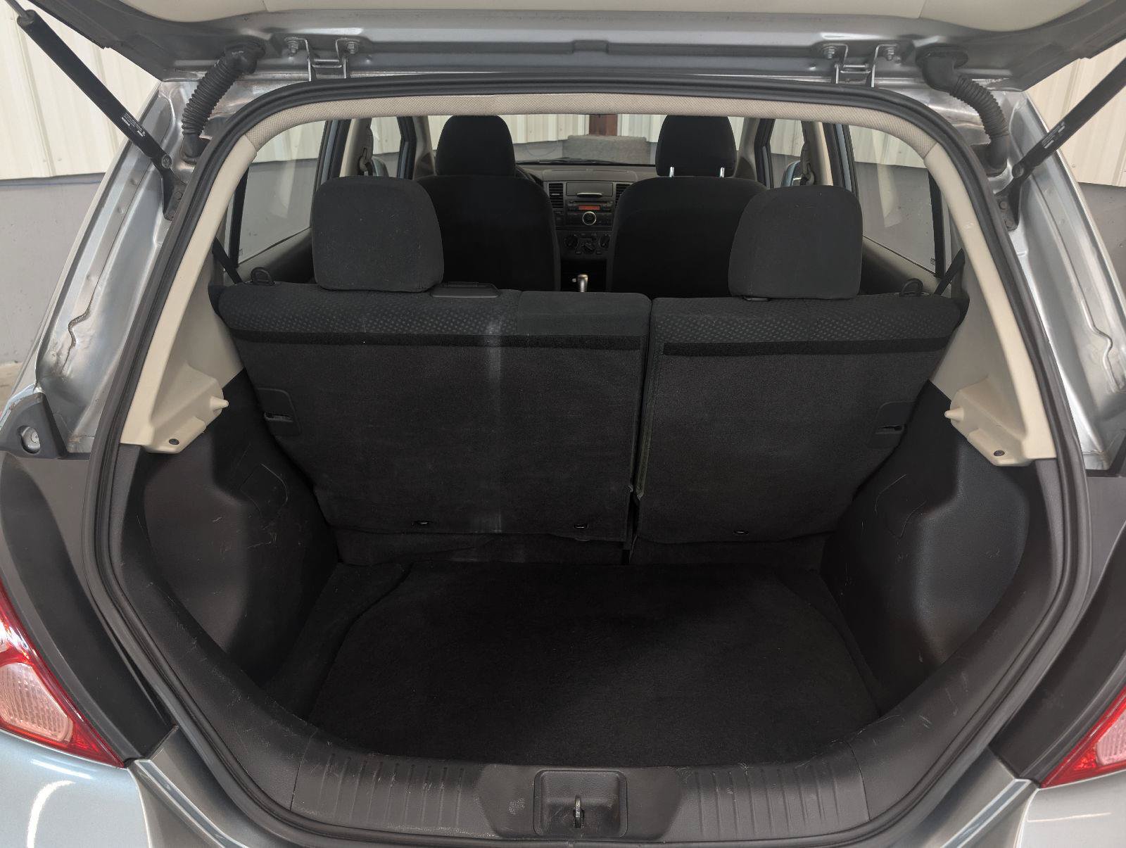 Used 2011 Nissan Versa 1.8 S w/ Plus Pkg FWD image 37