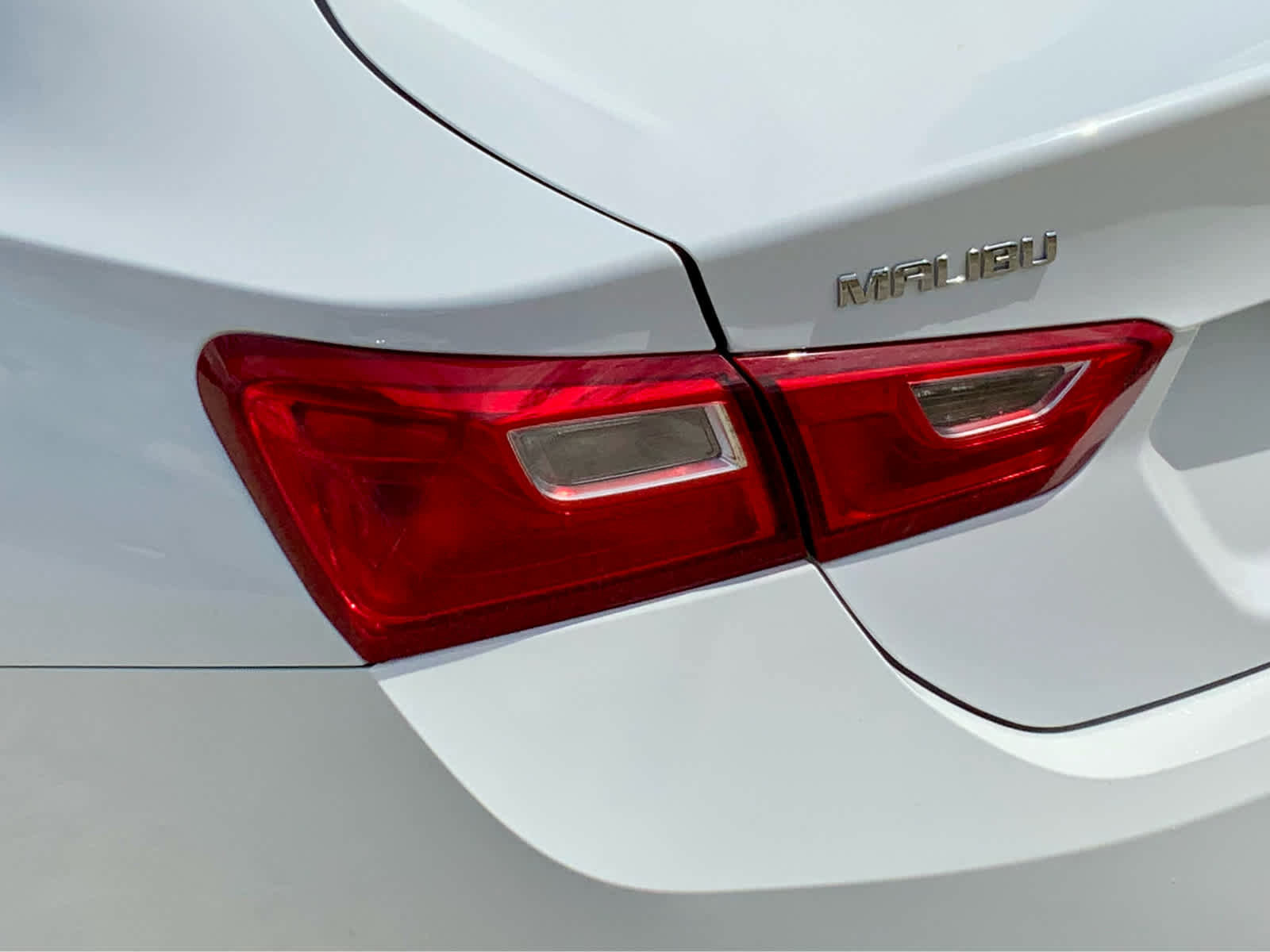 Used 2023 Chevrolet Malibu LT image 13