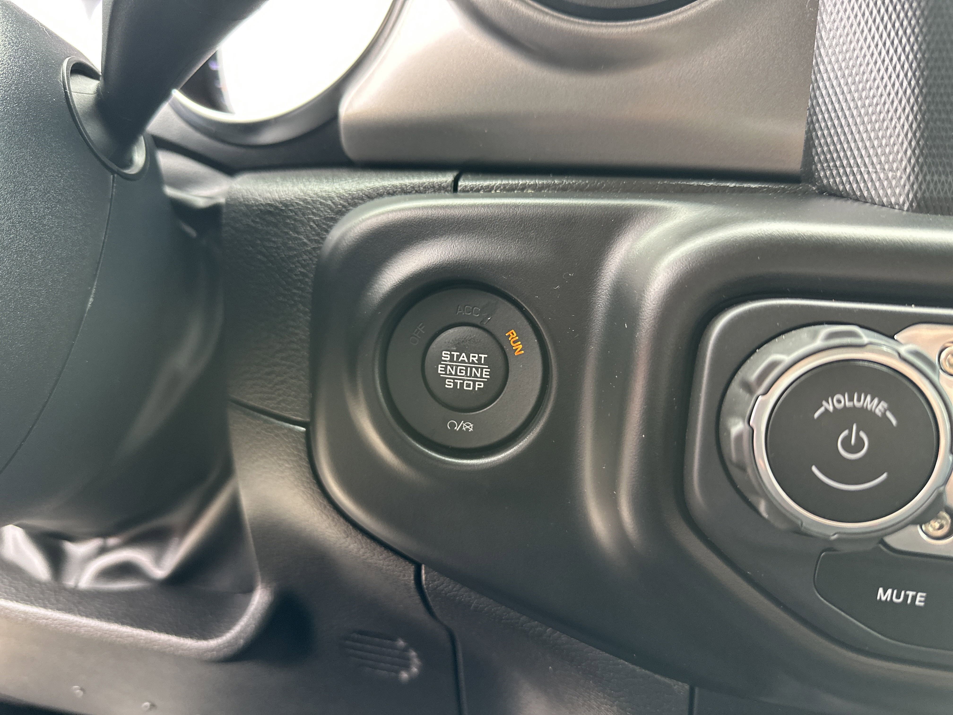 Used 2022 Jeep Wrangler Sport image 21