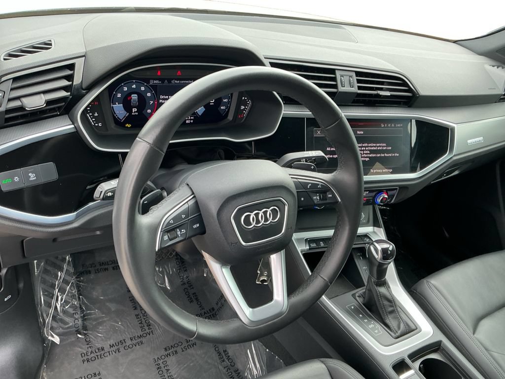 Used 2025 Audi Q3 2.0T Premium AWD/4WD image 24